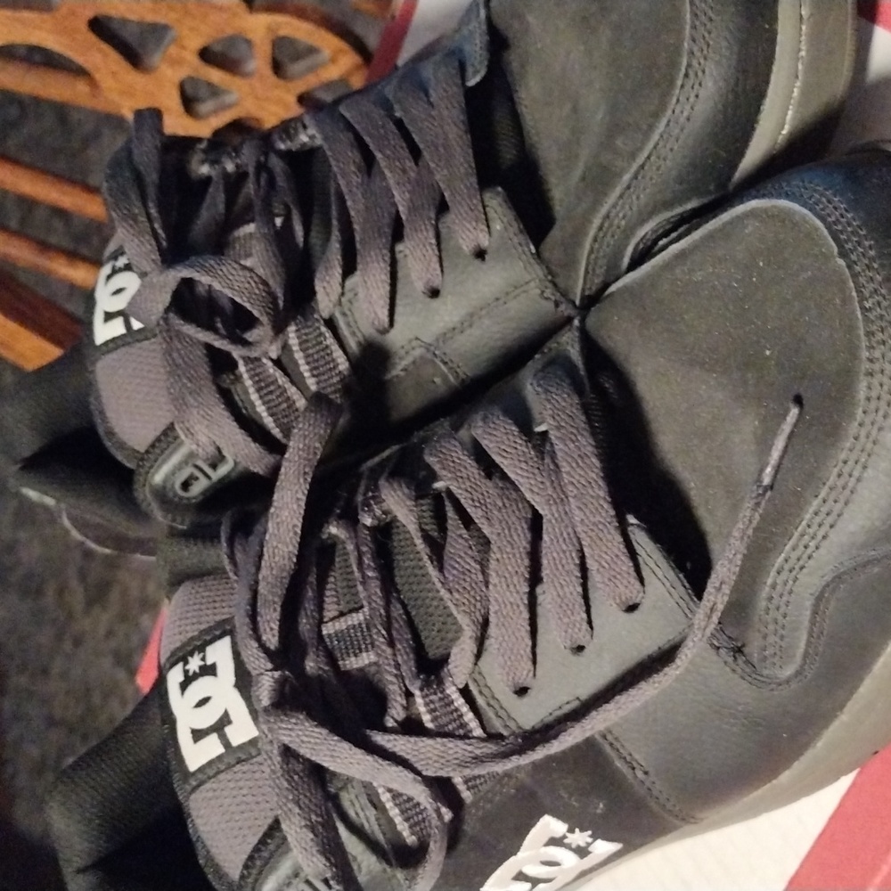 Men's DC Skate Shoes